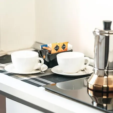 לינה וארוחת בוקר Noctis 4*