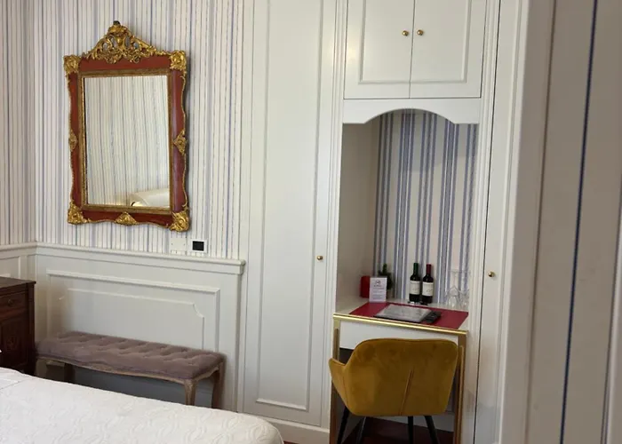 Noctis Bed & Breakfast